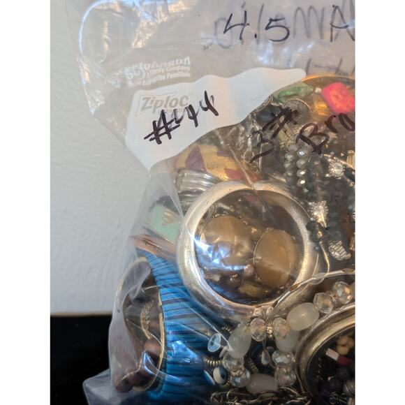 Jewelry Lot Amelia Bracelet Repurpose Bag 4 Plus Lbs Beads/Craft/Repurpose - Picture 7 of 8